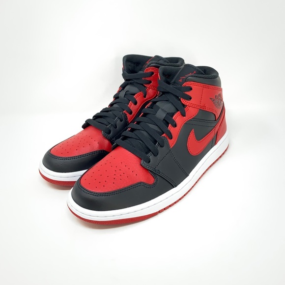 Nike Air Jordan 1 Mid “Banned” Men's Sneaker - Picture 3 of 10